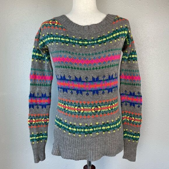 American Eagle Outfitters Wool Blend Sweater Size S EUC - Picture 1 of 7